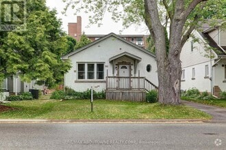 Building Photo - 469 Woodland Ave