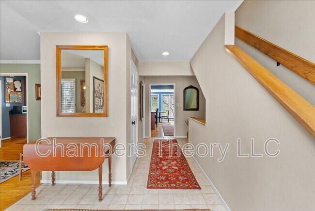 Foto del edificio - 8709 Hidden Hill Ln