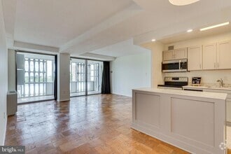 Building Photo - 1311 Delaware Ave SW