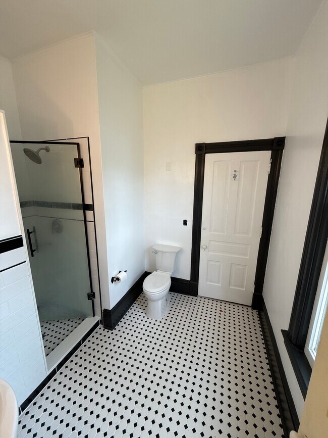 Water and Electricity Included! - 500 Stuart Ave