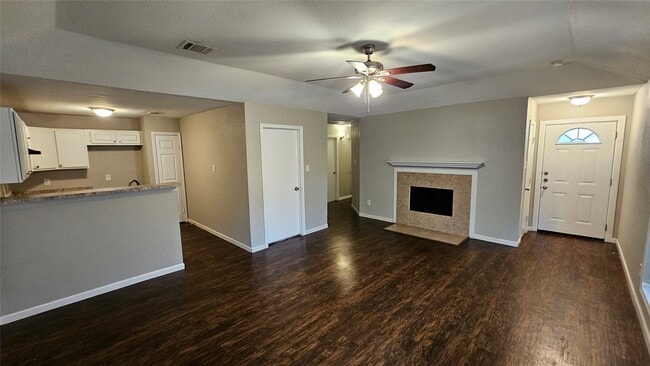 Foto del edificio - 13102 Crystal Cove Dr
