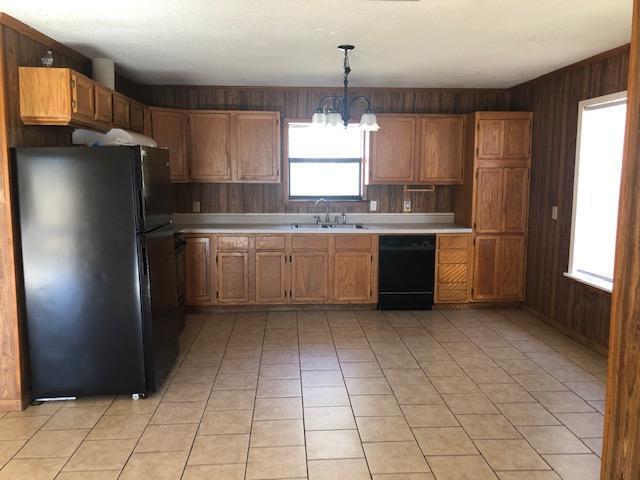 Foto del edificio - 23601 HWY 64 E