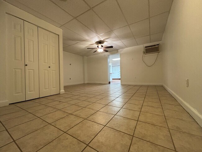 Foto del edificio - 2601 Bowman Ave