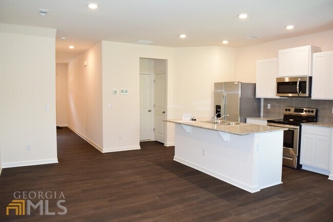 Foto del edificio - 65 Chastain Cir