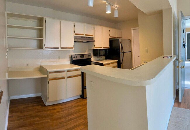 Foto del edificio - 4350 Perkinshire Ln