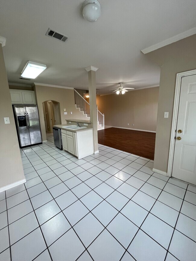 Foto del edificio - 5733 Blackmon Ct