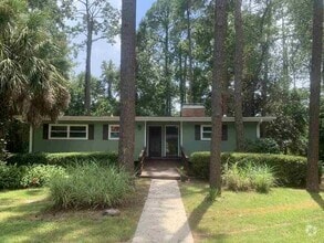Building Photo - 2305 Domingo Dr