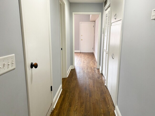 Foto del edificio - 3552 N Southport Ave