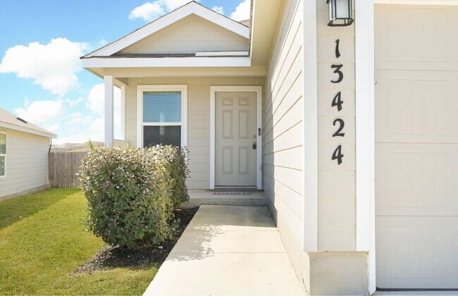 Foto del edificio - 13424 Homestead Wy