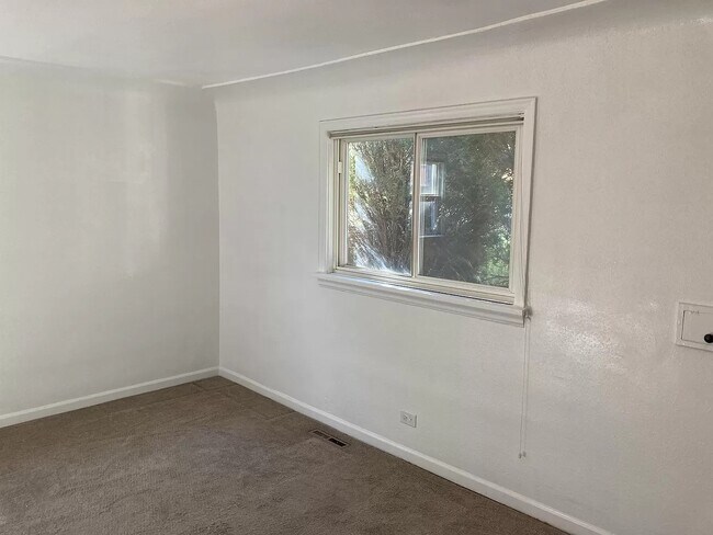 Foto del edificio - 1444 Wolff St