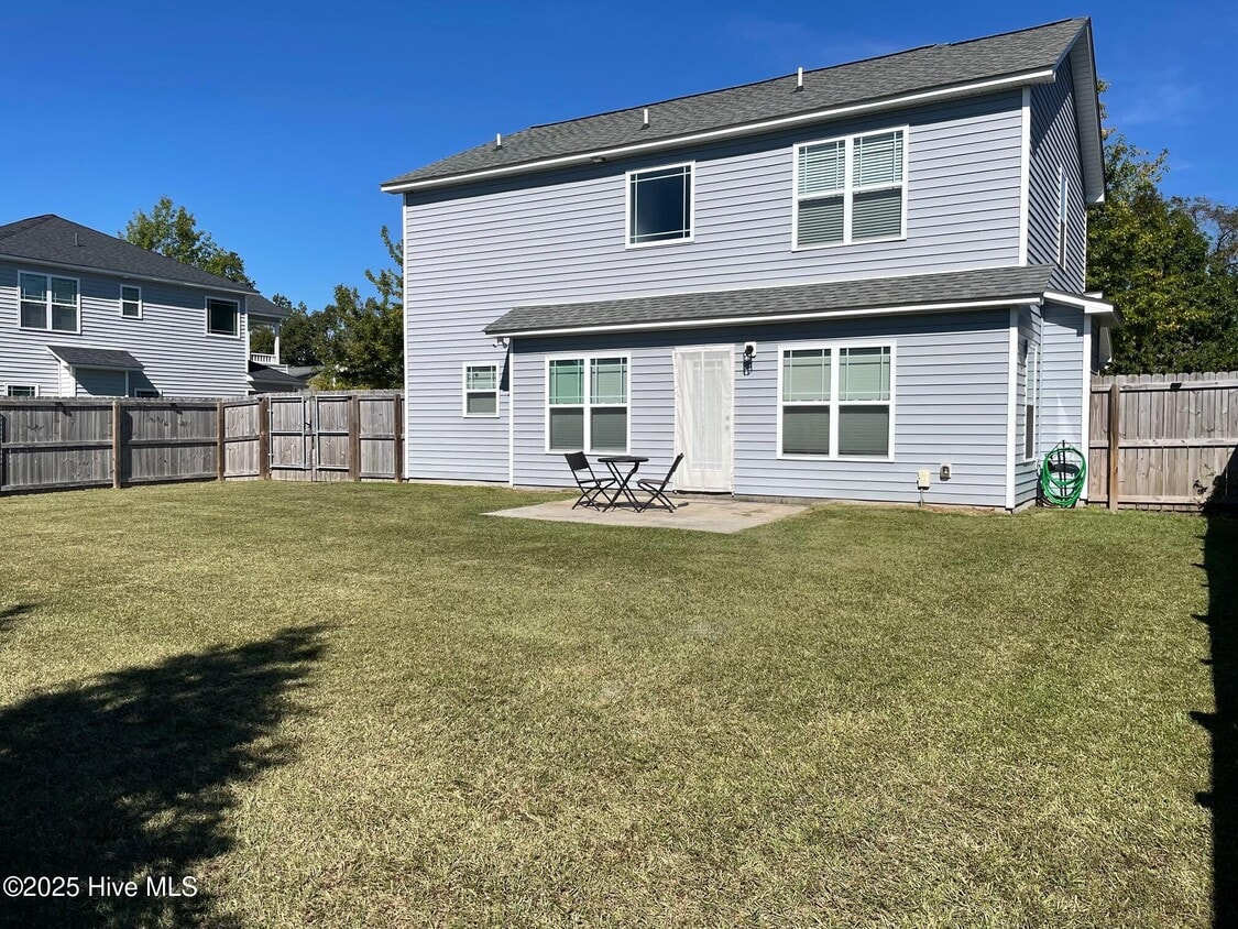 Foto del edificio - 2341 Great Laurel Ct