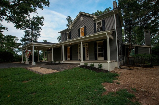 Building Photo - 4 br, 3 bath House - 1990 Link Road