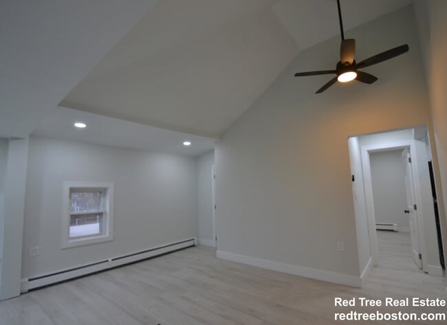 Photo - 15 Avalon St House