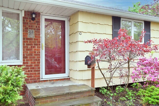 Foto del edificio - 10 Emily Ct