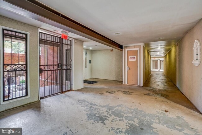 Foto del edificio - 1524 Lincoln Way