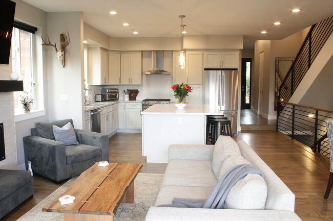 Foto del edificio - 250 Overlook Ridge