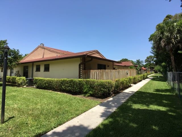 Primary Photo - 4278 Woodstock Dr