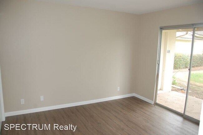 Foto del edificio - 2 br, 2 bath House - 120 N. San Marcos Rd.