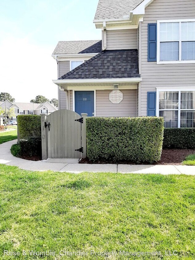 Primary Photo - 2 br, 2 bath House - 3832 LaSalle Drive #110