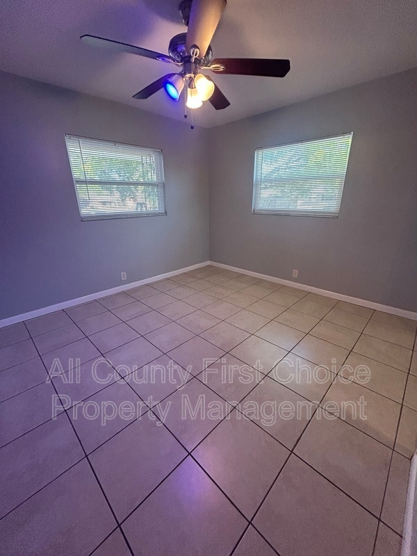 Building Photo - 2390 14th Ave SW