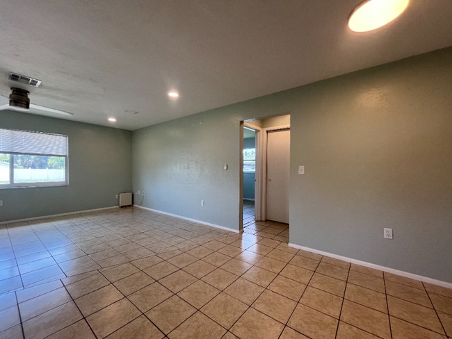 Building Photo - 2507 Terry Ln