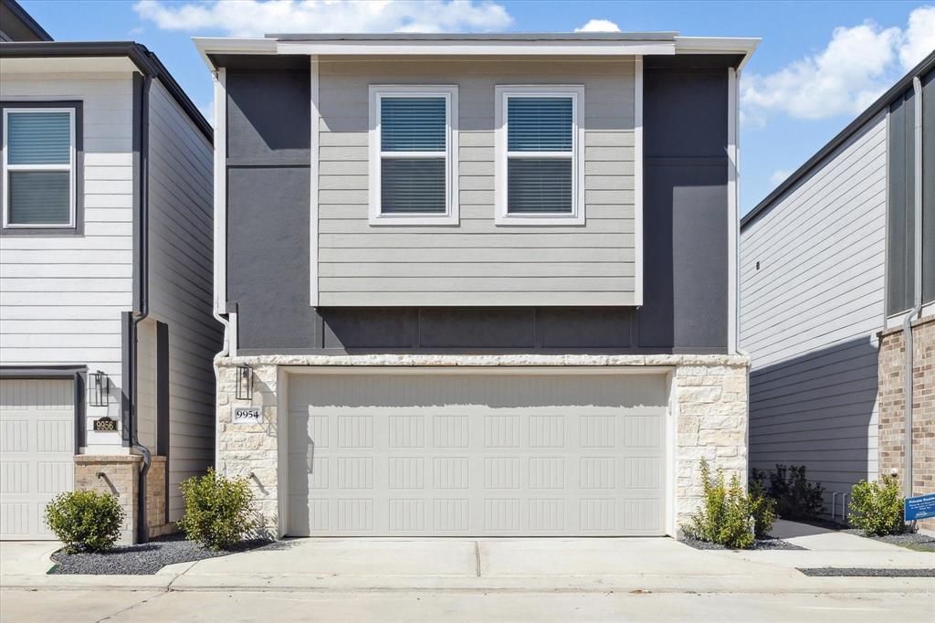 Foto principal - 9954 Storehouse Dr