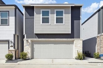 Building Photo - 9954 Storehouse Dr