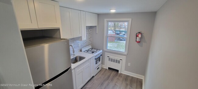 Foto del edificio - 19B Carolyn Terrace