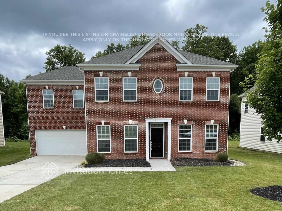 Foto principal - 142 Sassafras Rd