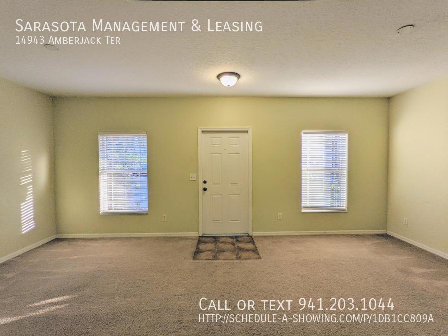 Primary Photo - 3 Bedroom 2 1/2 Bath Townhome in Lakewood ...