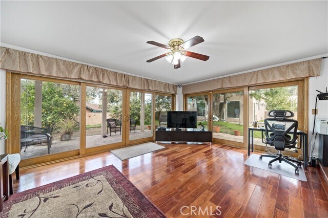 Foto del edificio - 2267 N Mountain Ave