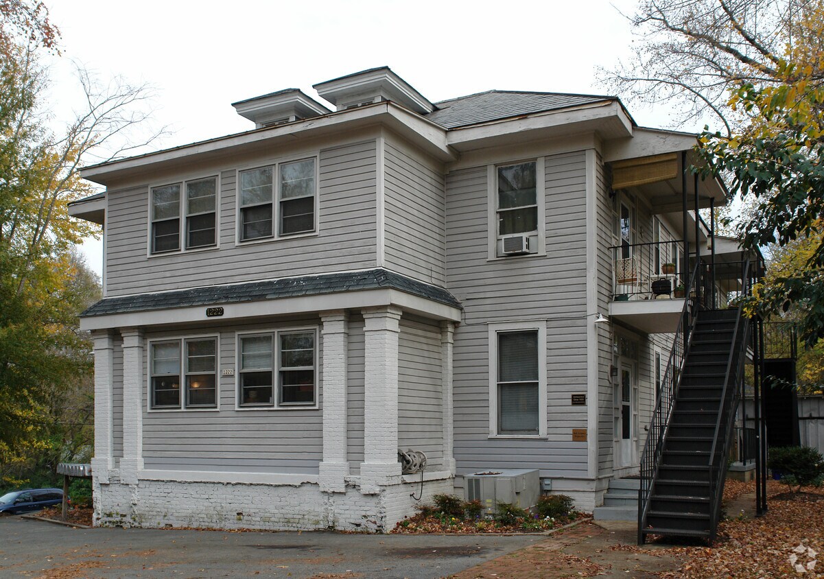 Primary Photo - 1222 Broad St