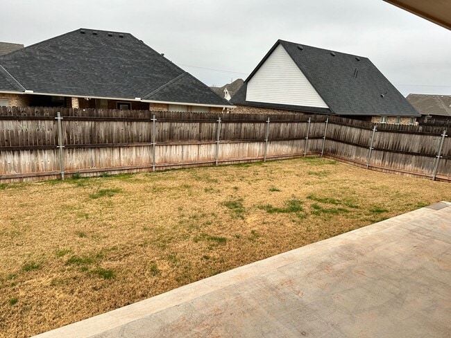 Building Photo - 3 Bed 2 Bath NW Edmond