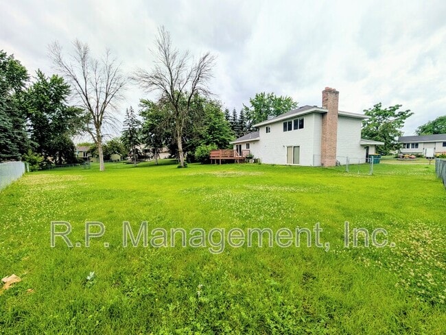 Building Photo - 4382 Rosebriar Ave