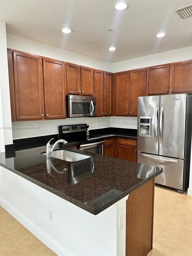 Building Photo - 970 SW 147th Ave