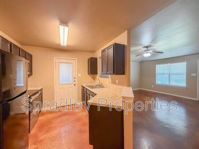 Foto del edificio - 1572 Chance Ct