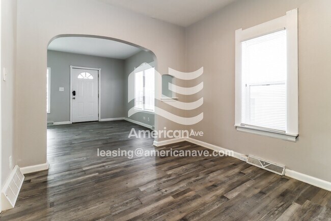 Foto del edificio - 617 Toronto Ave