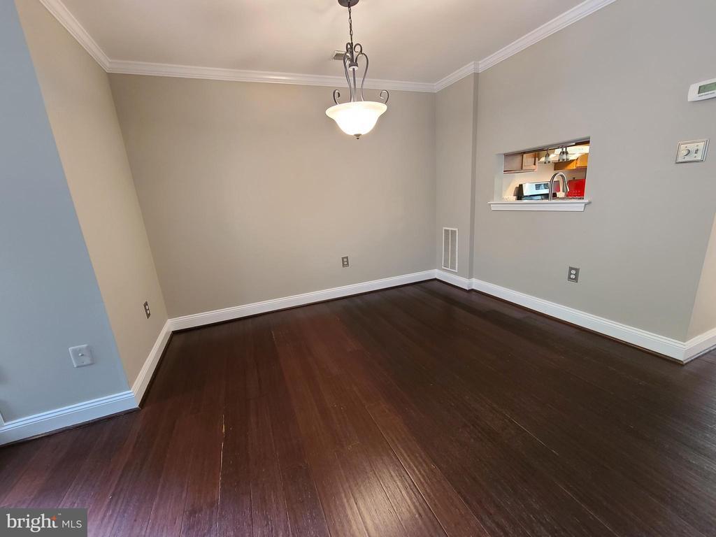 Foto principal - 7420 Houndsbury Ct