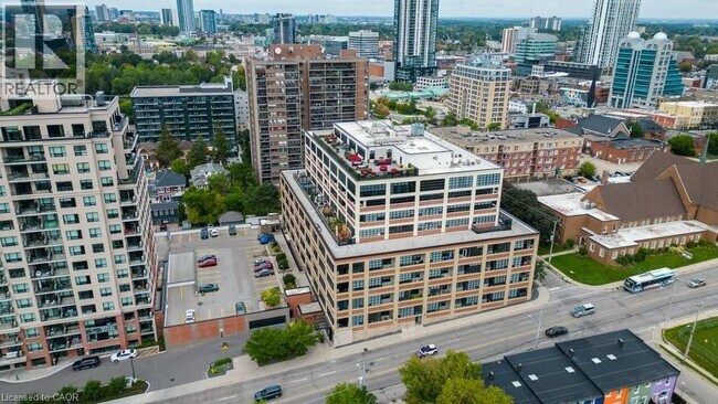 Photo du bâtiment - 112 Benton St