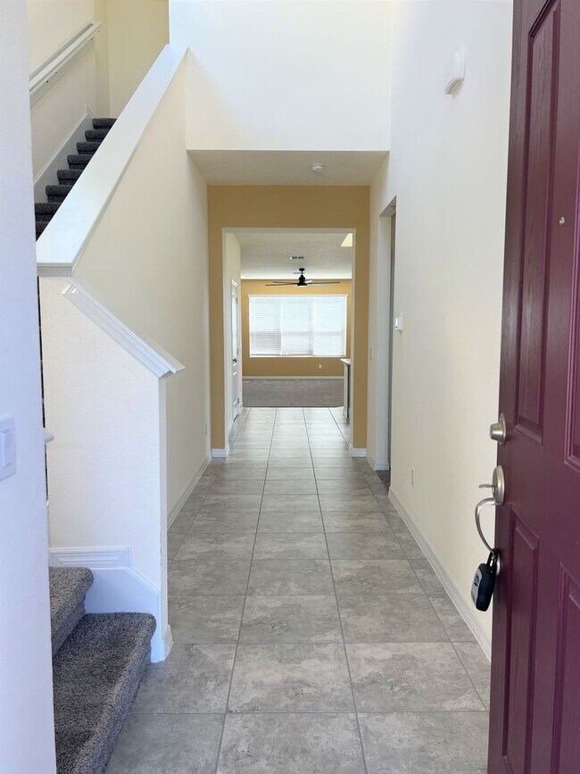Foto del edificio - New large 3br/3.5ba house in Winter Garden!
