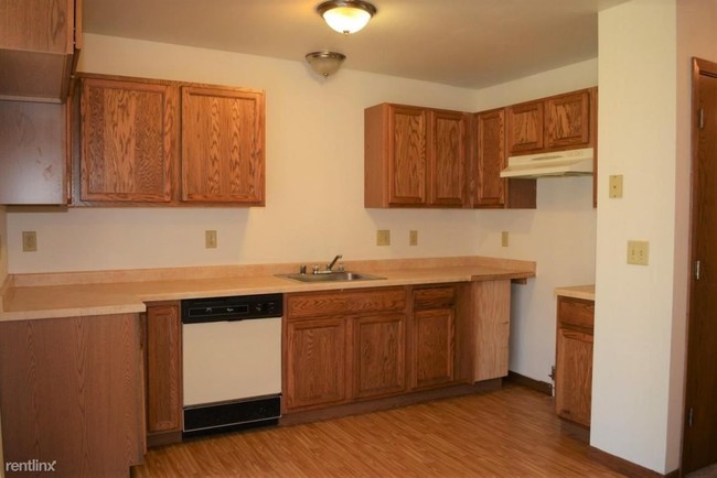 Foto del edificio - 6154 W Port Ave