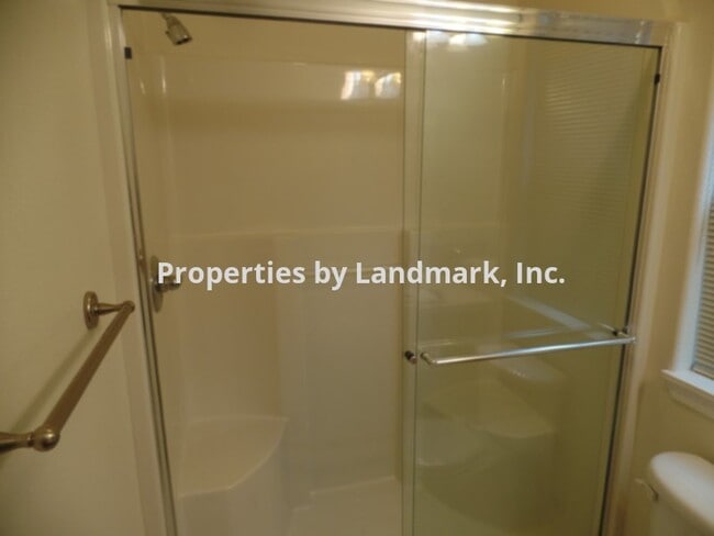 Building Photo - 110 Patriot Way