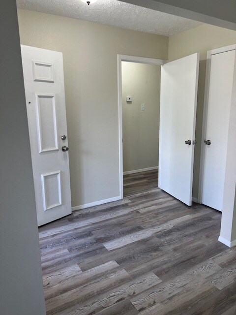 Building Photo - 66 W Mountain Creek Dr
