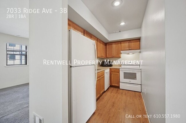 Building Photo - 7033 Ridge Ave