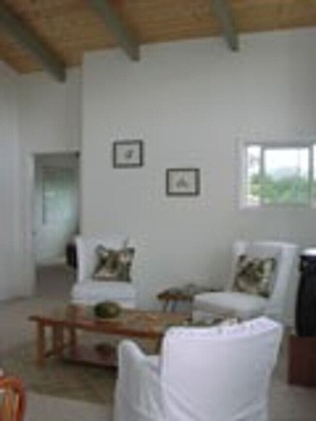 Foto del edificio - Beautiful Maunawili 2Bedroom Retreat!