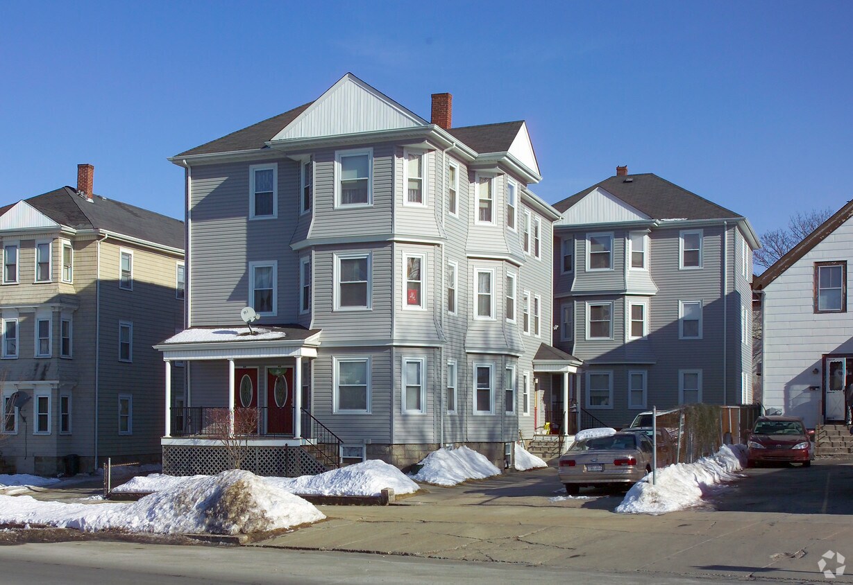 778782 Plymouth Ave, Fall River, MA 02721 Apartments in Fall River, MA