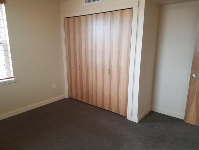 Foto del edificio - 228 S Cottonwood Rd