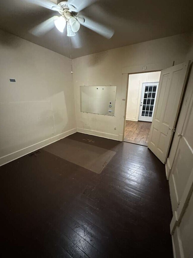 Foto del edificio - 610 S Green St