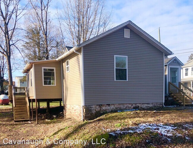 Building Photo - 3 br, 1.5 bath House - 14 Wall Street
