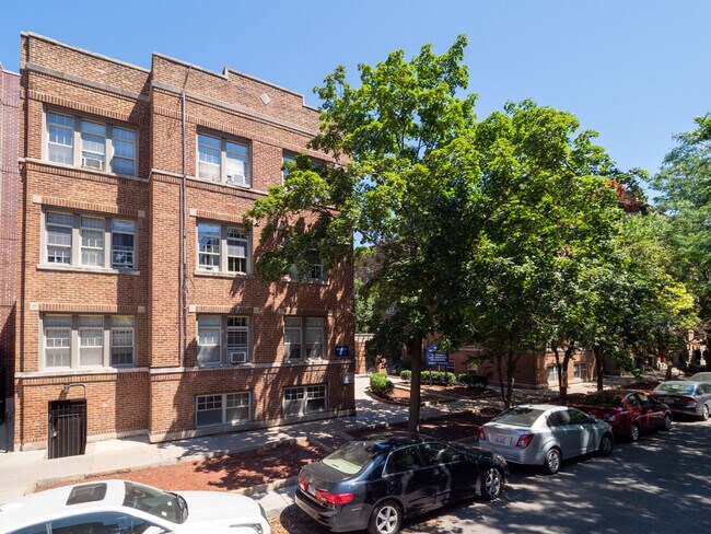 Building Photo - 630 W Barry Ave